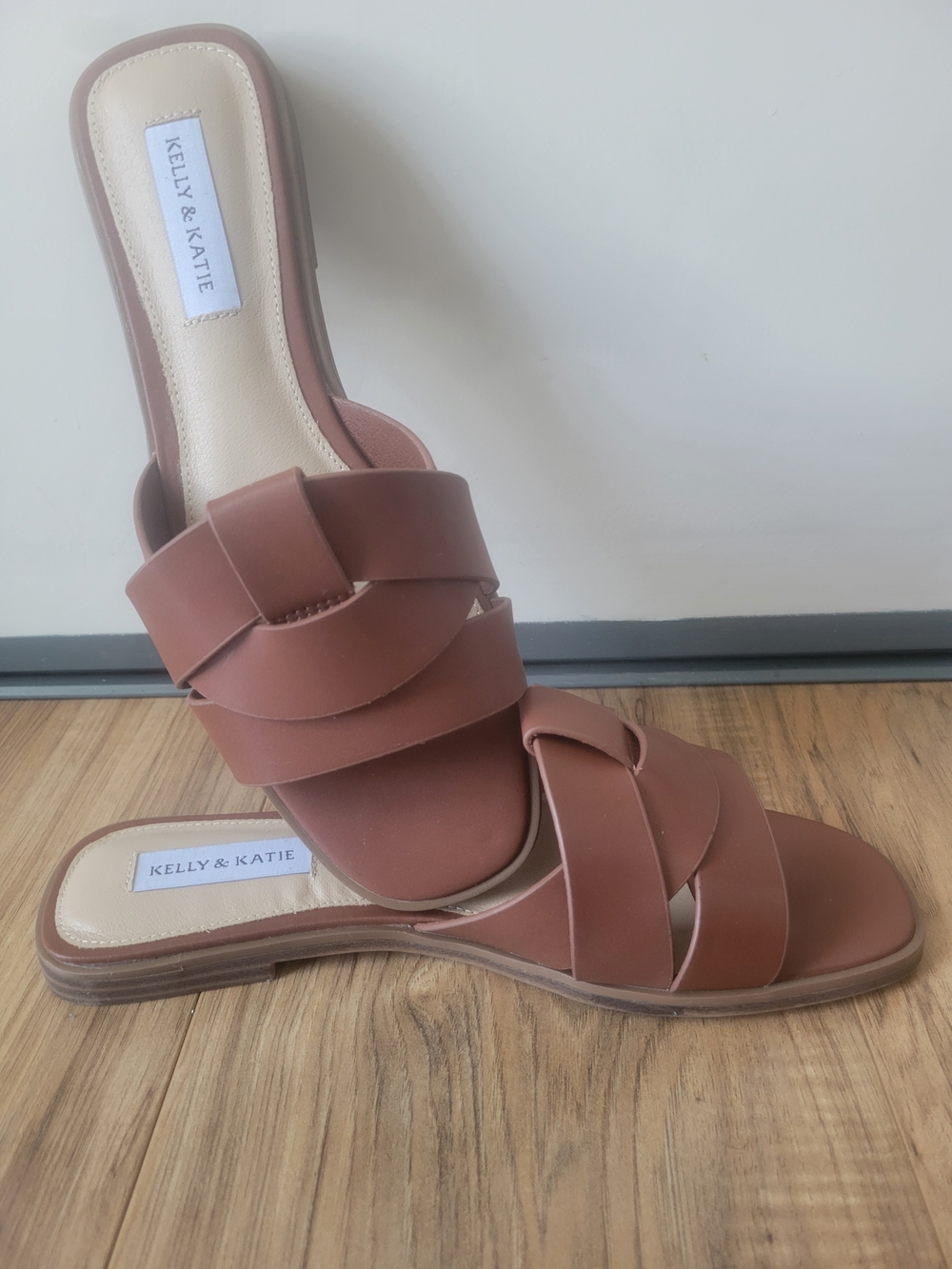 Kelly & Katie Women's Brown Leather Slide Sandals